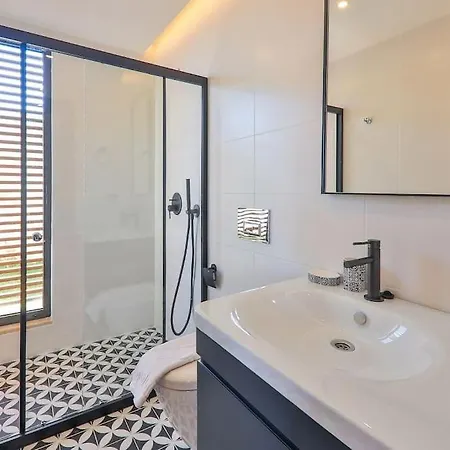 فيلة Shine - Kalkan