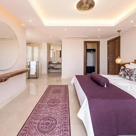 Shine - Kalkan * كاس