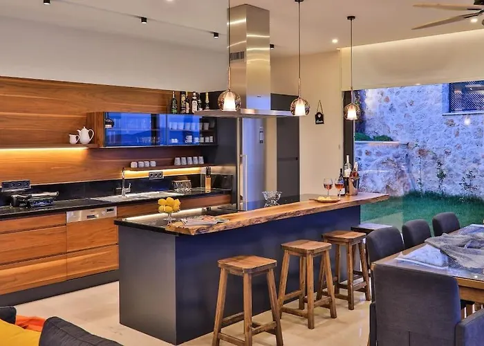 Shine - Kalkan * كاس